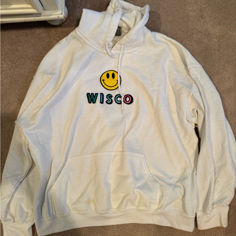 Gildan White Hoodie with Smiley Face and WISCO Text
